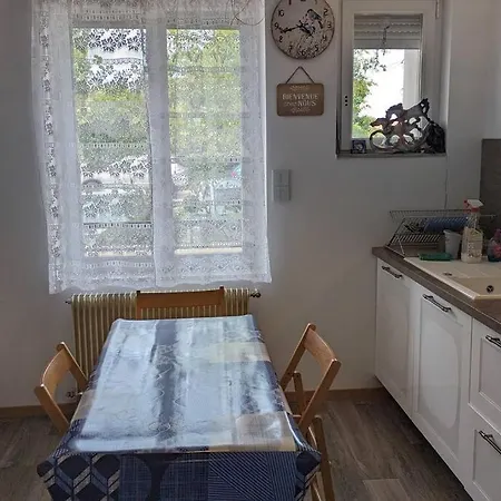 Calme Rez-de-chaussee 2 70 M2